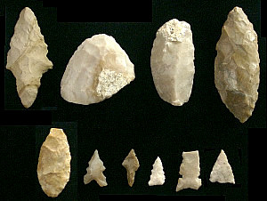 photo of chipped stone artifacts from Polvo