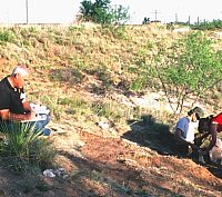 Jaq Jaquier takes note as TAS members begin a new excavation at Lubbock Lake Landmark. Photo by Norman Flaigg.