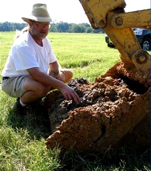 photo of Ross C. Fields at the Pine Tree Mound site in 2004.