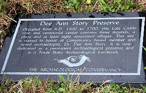 Photograph of the Archaeological Conservancy marker honoring Dr. Dee Ann Story.