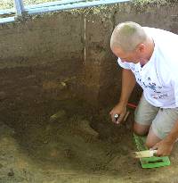 photo of Scott Brosowsky excavating