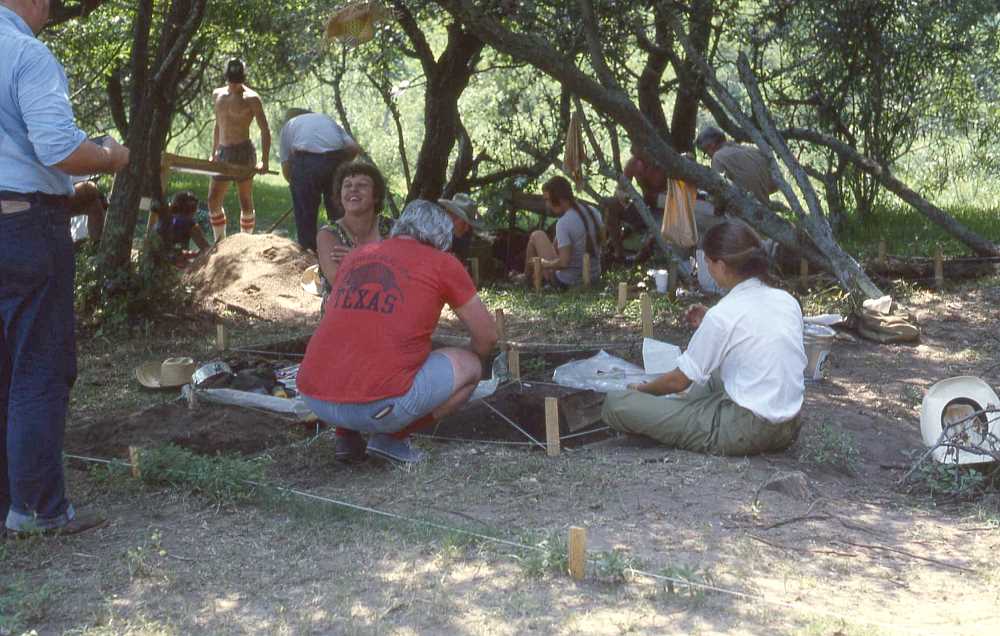 Image of Excavations in progress during the Texas Archeological Society's annual field school in June, 1978.